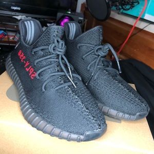 Yeezys 350 V2